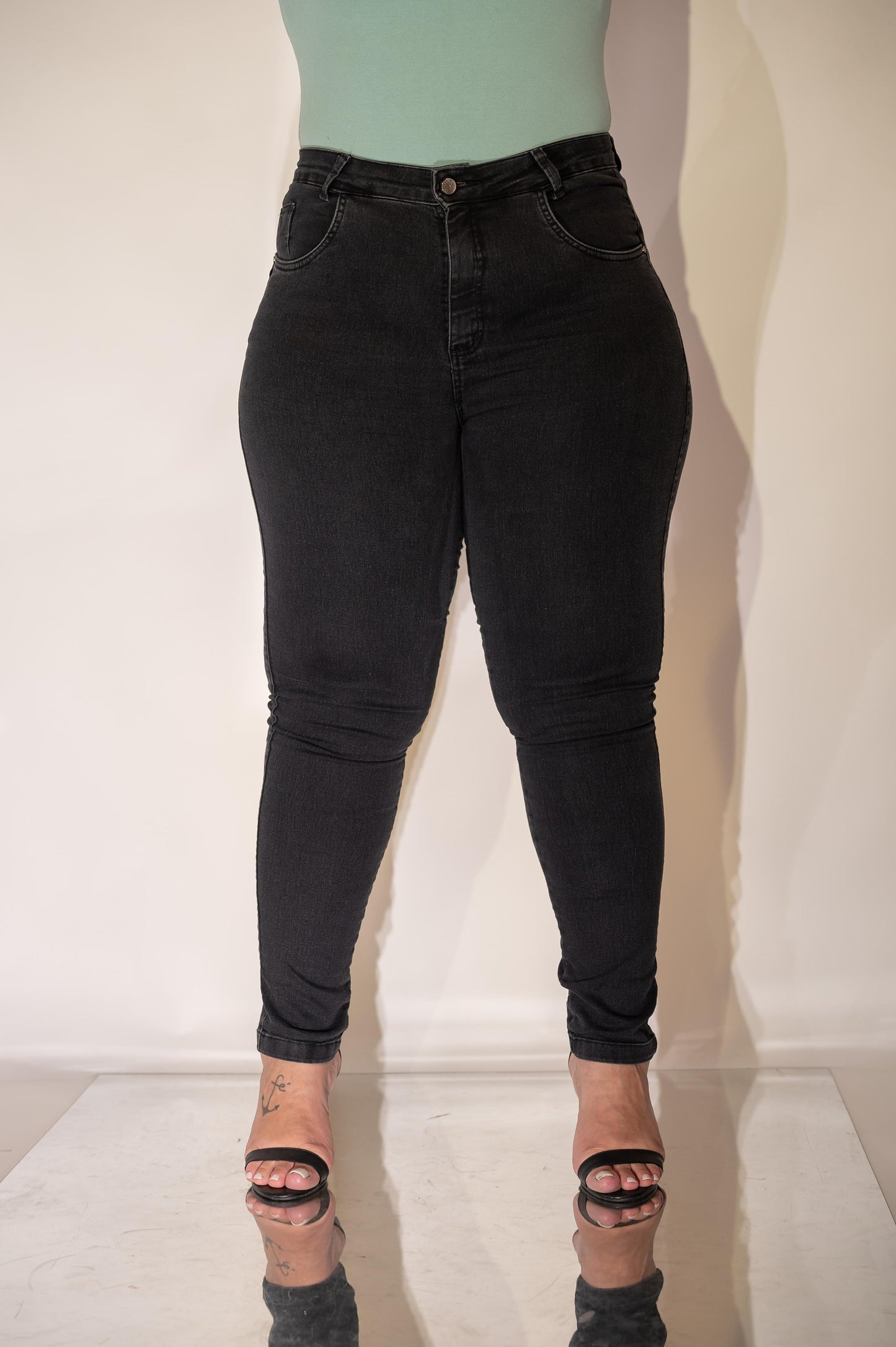 Calça Jeans Skinny Plus Size Estonada Darlook 43435